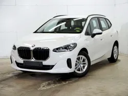 Weiß Gebraucht 2023 BMW 225 Van / Kleinbus | 29.890 € (Fairer Preis)