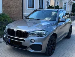 Grau Gebraucht 2016 BMW X5 Sport Line SUV | 29.400 € (Etwas zu teuer)