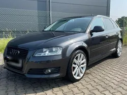 Schwarz Gebraucht 2010 Audi A3 Sportback Comfort Kombi | 10.250 € (Etwas zu teuer)
