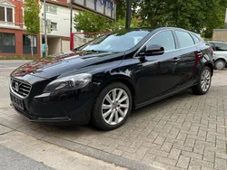Black stone Gebraucht 2014 Volvo V40 Summum Kombi | 8.700 € (Guter Preis)