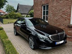 Schwarz Gebraucht 2013 Mercedes E350 Elegance Limousine | 10.200 € (Etwas zu teuer)