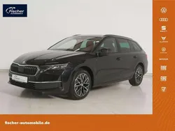 Schwarz Gebraucht 2024 Skoda Octavia Selection Kombi | 30.940 € (Superpreis)