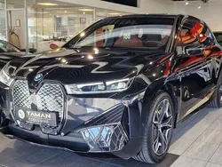 Schwarz Gebraucht 2024 BMW iX Executive SUV | 81.850 € (Superpreis)