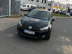 Blau Gebraucht 2011 VW Golf VI Limousine | 4.600 € (Guter Preis)