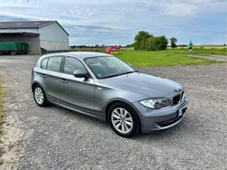 Grau Gebraucht 2010 BMW 118 Kleinwagen | 4.200 € (Guter Preis)
