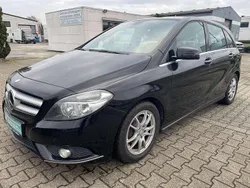 Kosmosschwarz metalliclack Gebraucht 2012 Mercedes B180 Van / Kleinbus | 9.285 € (Fairer Preis)