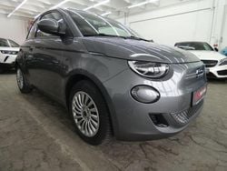 Grau Gebraucht 2022 Fiat 500e Action Kleinwagen | 11.499 € (Superpreis)