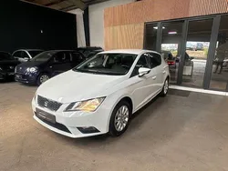 Weiß Gebraucht 2015 Seat Leon Style Limousine | 6.690 € (Fairer Preis)