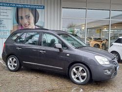 Grau Gebraucht 2007 Kia Carens LX Van / Kleinbus | 6.980 € (Teuer)