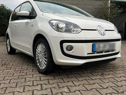 Weiß Gebraucht 2013 VW up! Kleinwagen | 6.000 € (Fairer Preis)