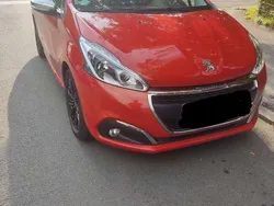 Orange Gebraucht 2017 Peugeot 208 Allure Kleinwagen | 8.799 € (Fairer Preis)