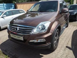 Braun Gebraucht 2017 Ssangyong Rexton SUV | 7.990 € (Superpreis)