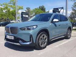 Grün Gebraucht 2024 BMW iX1 xLine SUV | 45.000 € (Etwas zu teuer)