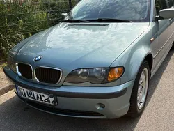 Grün Gebraucht 2001 BMW 318 Kombi | 2.900 € (Fairer Preis)