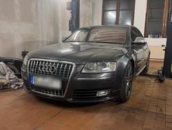Grau Gebraucht 2009 Audi S8 Comfort Limousine | 17.999 € (Guter Preis)