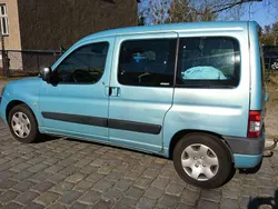 Blau Gebraucht 2006 Citroën Berlingo Van / Kleinbus | 2.000 € (Fairer Preis)