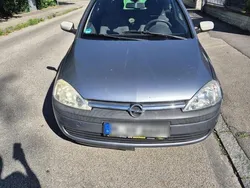 Blau Gebraucht 2003 Opel Corsa Kleinwagen | 200 € (Superpreis)