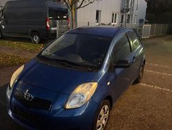 Blau Gebraucht 2006 Toyota Yaris Kleinwagen | 1.500 € (Fairer Preis)
