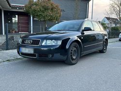 Schwarz Gebraucht 2001 Audi A4 Kombi | 999 € (Superpreis)