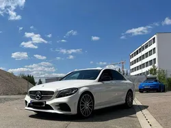 Weiß Gebraucht 2021 Mercedes C300 Limousine | 35.999 € (Fairer Preis)