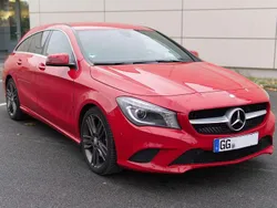 Rot Gebraucht 2015 Mercedes CLA250 Shooting Brake Kombi | 17.960 € (Superpreis)