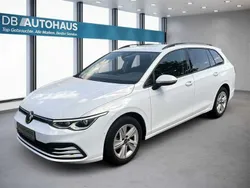 Weiß Gebraucht 2022 VW Golf VIII Life Kombi | 19.560 € (Guter Preis)