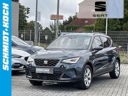 Grau Gebraucht 2025 Seat Arona FR SUV | 23.590 € (Etwas zu teuer)