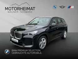 Schwarz Gebraucht 2024 BMW iX1 Performance SUV | 40.760 € (Superpreis)