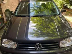 Schwarz Gebraucht 2000 VW Golf IV Edition Limousine | 1.950 € (Fairer Preis)