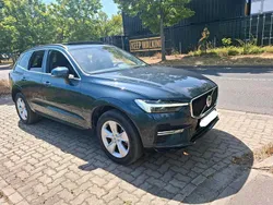 Grau Gebraucht 2022 Volvo XC60 Momentum SUV | 22.950 € (Superpreis)