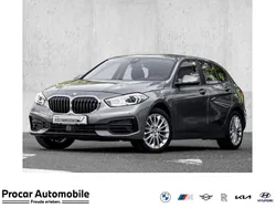 Grau Gebraucht 2022 BMW 120 Kleinwagen | 25.590 € (Fairer Preis)
