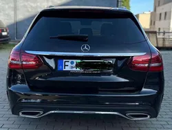 Schwarz Gebraucht 2019 Mercedes C300 Kombi | 31.500 € (Fairer Preis)