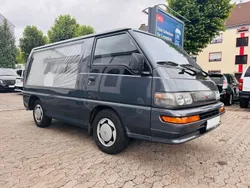 Grau Gebraucht 1996 Mitsubishi L300 Van / Kleinbus | 12.900 €