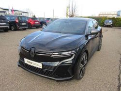 Schwarz (metallic) Gebraucht 2022 Renault Mégane IV Iconic Limousine | 33.490 € (Etwas zu teuer)