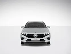 Iridiumsilber metallic Gebraucht 2024 Mercedes A250 Limousine | 33.400 € (Fairer Preis)