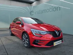 Rot Gebraucht 2021 Renault Mégane IV Intens Limousine | 17.137 € (Fairer Preis)