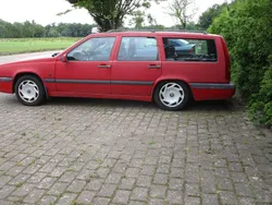 Rot Gebraucht 1995 Volvo 850 SE Kombi | 3.450 €