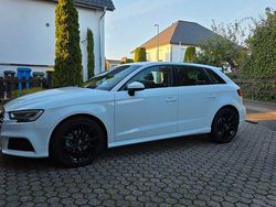 Weiß Gebraucht 2017 Audi A3 S-Line Limousine | 15.000 € (Etwas zu teuer)
