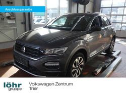 Grau Gebraucht 2021 VW T-Roc Active SUV | 24.980 € (Fairer Preis)