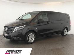 Obsidianschwarz metallic Gebraucht 2023 Mercedes Vito Van / Kleinbus | 52.784 €