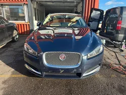 Blau Gebraucht 2012 Jaguar XF Limousine | 7.188 € (Guter Preis)