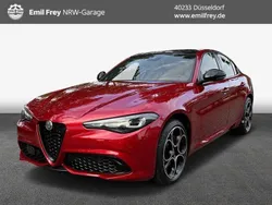 Rosso etna Gebraucht 2024 Alfa Romeo Giulia Veloce Limousine | 52.490 €