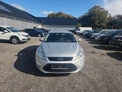 Silber Gebraucht 2013 Ford Mondeo Champions Edition Limousine | 2.600 €