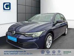 Blau Gebraucht 2021 VW Golf VIII Life Limousine | 18.930 € (Fairer Preis)