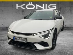 Weiß Gebraucht 2024 Kia EV6 2 SUV | 56.990 € (Etwas zu teuer)