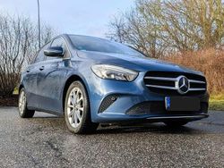 Blau Gebraucht 2019 Mercedes 200 Edition 1 Kombi | 21.900 € (Fairer Preis)