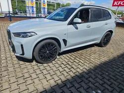 Grau (nardograu metallic) Gebraucht 2024 BMW X5 M Sport SUV | 84.900 € (Etwas zu teuer)