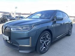 Blau Gebraucht 2022 BMW iX SUV | 56.750 € (Superpreis)