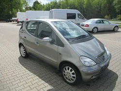Grau Gebraucht 2004 Mercedes A170 Elegance Van / Kleinbus | 900 € (Superpreis)