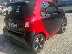 Rot Gebraucht 2019 Smart ForTwo Cabrio Passion Cabrio | 13.300 € (Guter Preis)